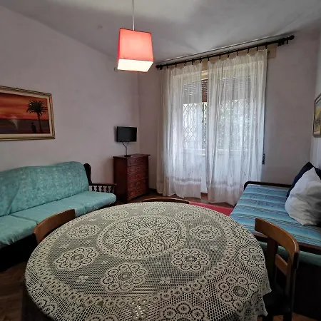 Apartment Via Della Mercede Apartament Sanremo